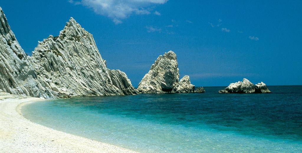 Villa La Vite sul Tetto Agugliano Esterno foto